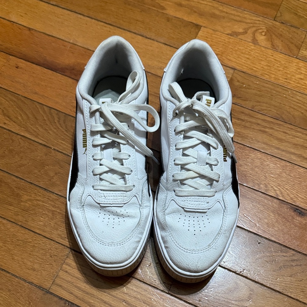 Puma White and Black Sneakers